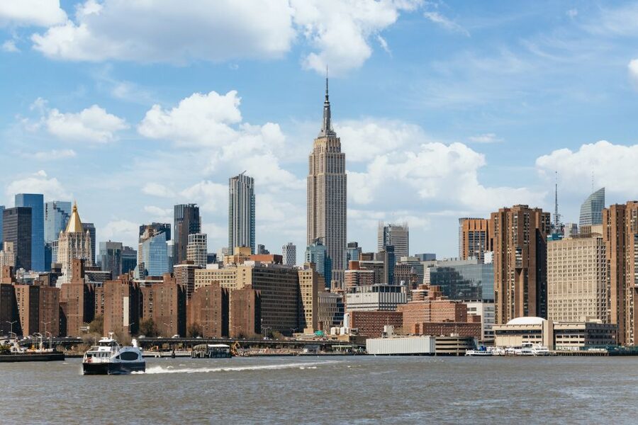 NYC: Circle Line 1.5-Hr Landmarks Skip-The-Box-Office Cruise - Key points to know before boarding