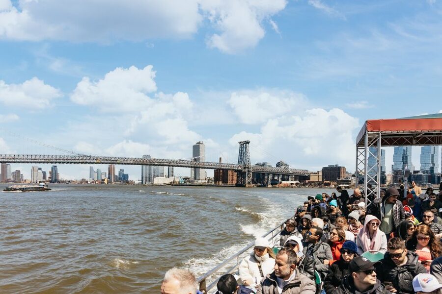 NYC: Circle Line 1.5-Hr Landmarks Skip-The-Box-Office Cruise - Is $34 good value for New York sightseeing?
