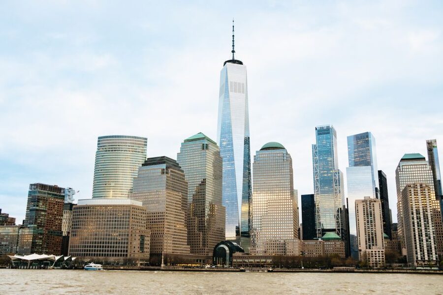 NYC: Circle Line 2h Harbor Lights Cruise Skip-The-Box-Office - Battery Park, South Street Seaport, and the Brooklyn Bridge