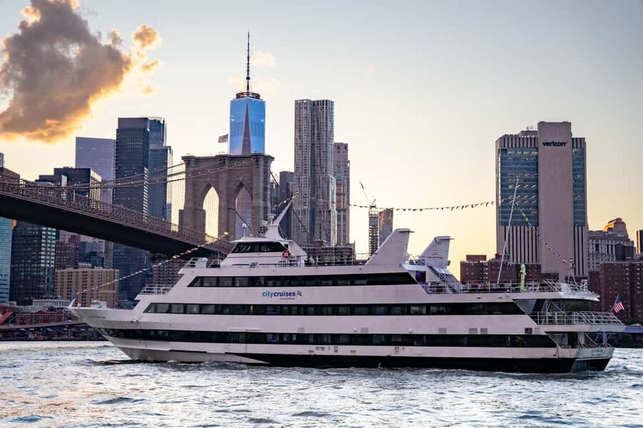 NYC: City Cruises Brunch, Lunch, or Dinner Buffet Cruise - Winter Wonderland cruises from December 3 to January 1