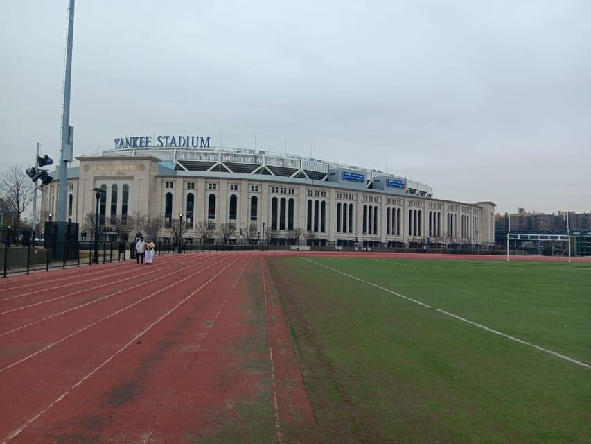 NYC: Contrasts of Bronx, Queens, Brooklyn, & Manhattan Tour - Why this tour works for a first New York visit