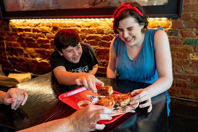 NYC: Greenwich Village Food Tour with 6 Locals Favorites Dishes - Why Greenwich Village works so well for a food walk