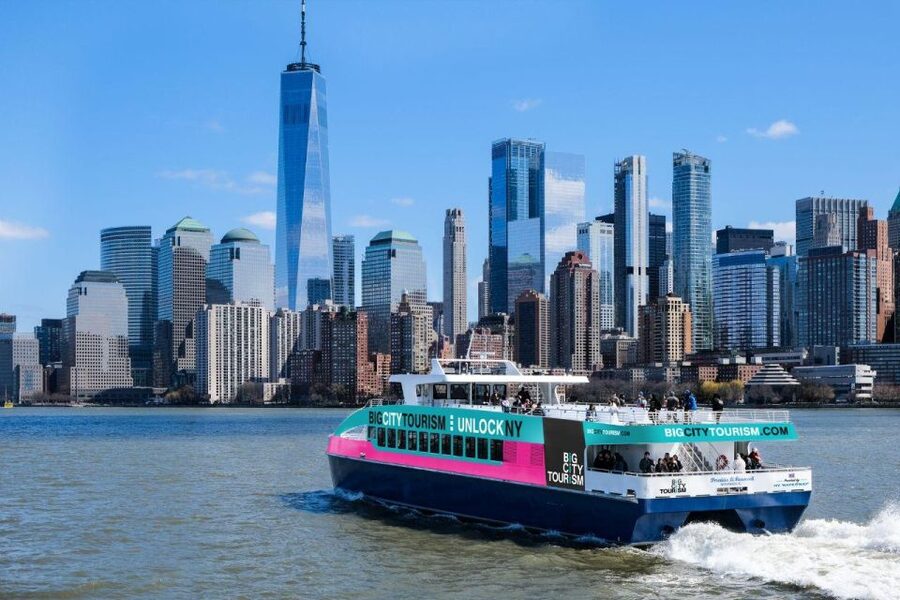 NYC: Manhattan & Statue of Liberty Cruise with Shuttle Bus - Under the Brooklyn Bridge