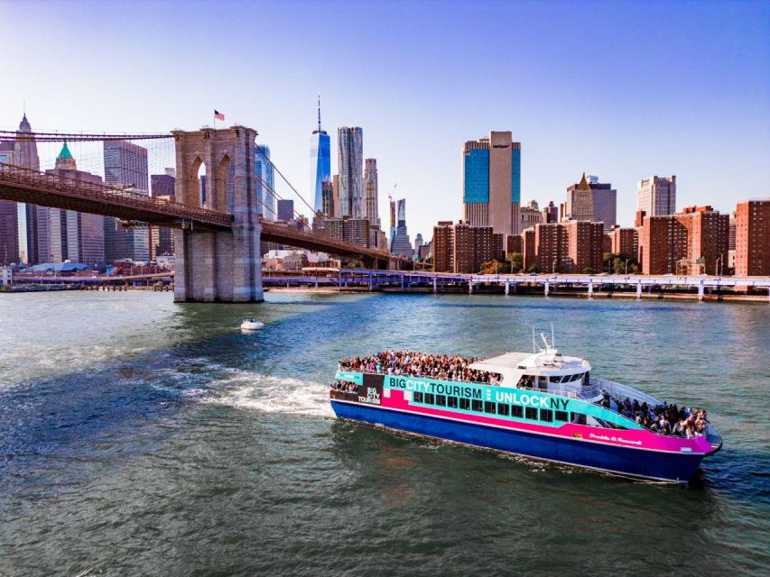 NYC: Manhattan & Statue of Liberty Cruise with Shuttle Bus - The 75-minute route and what you see