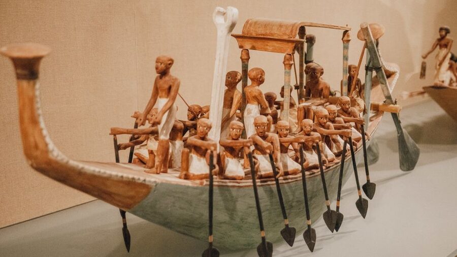 NYC: Meet the Met – Extended 3hr Small-Group Tour - Rooftop views from May through October