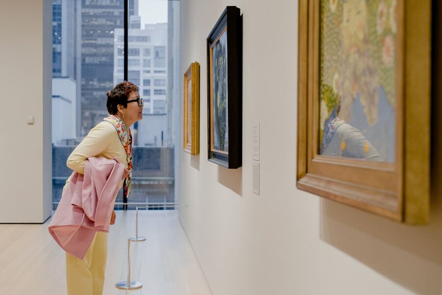 NYC: MoMA Before-Hours Tour with Art Expert - What happens during the one-hour tour