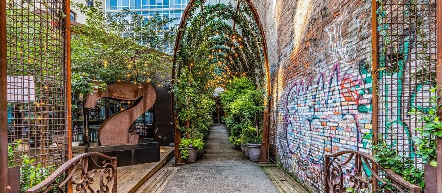 NYC: SoHo, Little Italy, and Chinatown Guided Tour - Meeting at Warren Street and Broadway