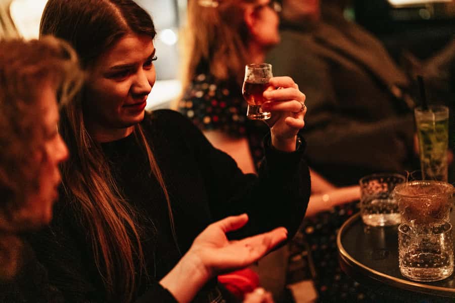 NYC: Speakeasy Drinks and Prohibition History Tour - The first bar: gangsters, bootleggers, and old New York