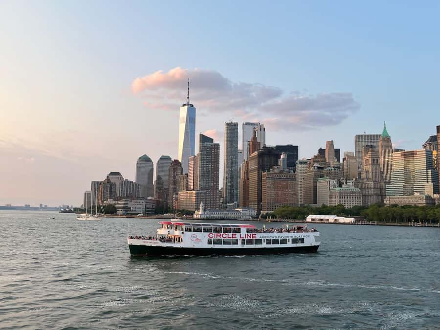 NYC: Statue of Liberty Sunset Cruise Skip-the-Line Ticket - Sunset, city lights, and the best departure time