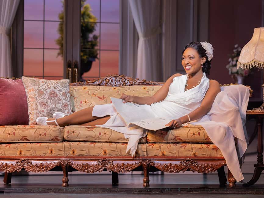NYC: The Great Gatsby the Musical on Broadway - A Stage Built for the Roaring Twenties