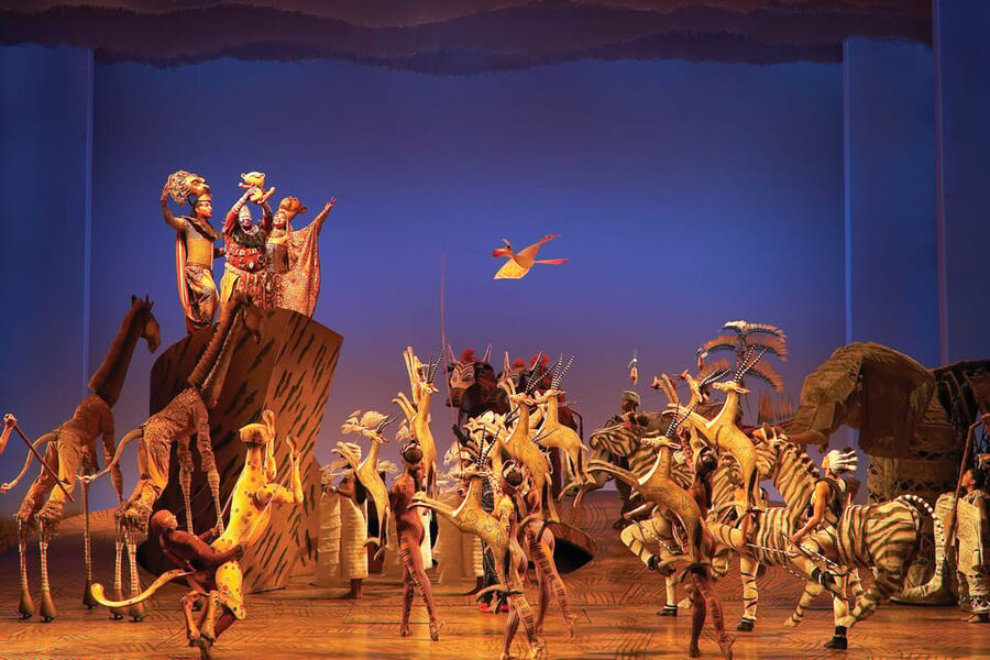 NYC: The Lion King on Broadway - Pride Rock and the big stage moments