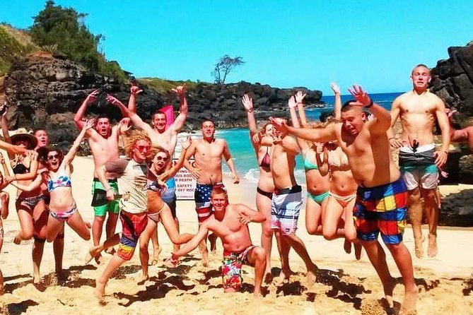 Oahu Circle Island Tour with Turtle Snorkeling— Small-Groups - Starting before the island wakes up