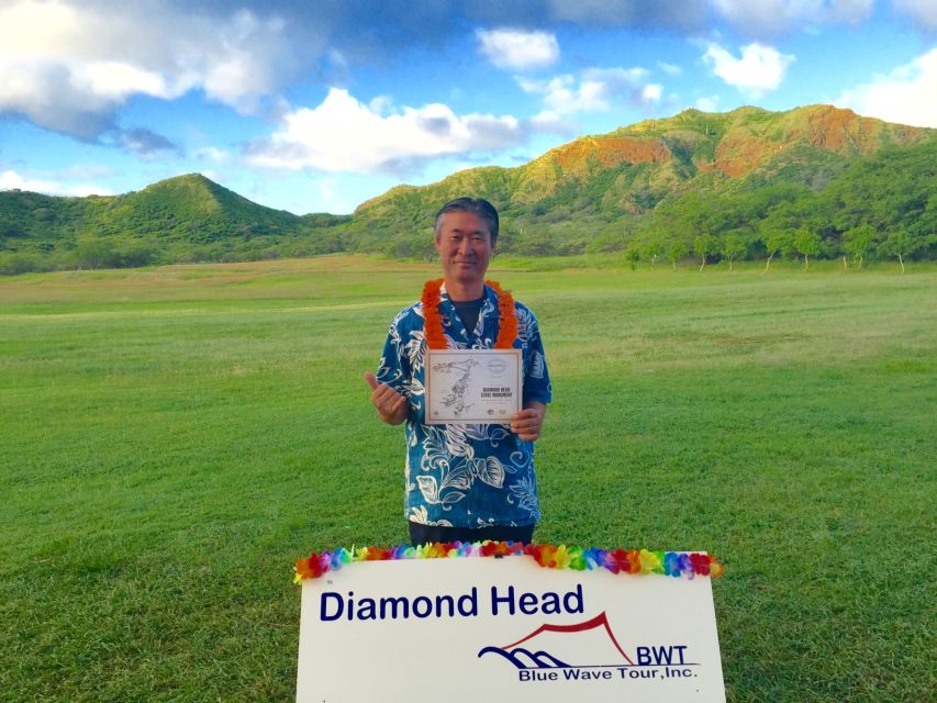 Oahu: Diamond Head Hike with Roundtrip Transportation - Key points before you book