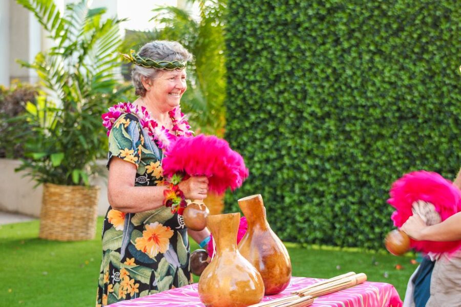 Oahu: Ka Moana Luau Dinner and Show at Aloha Tower - Drinks, Mai Tais, and What Is Included