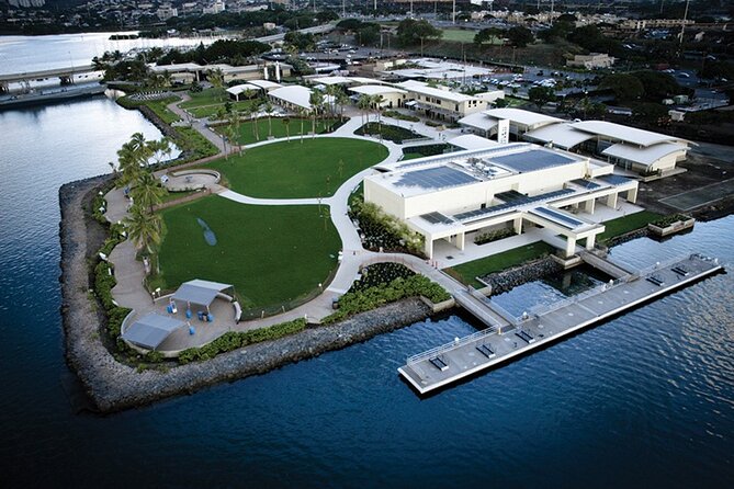 Oahu: Pearl Harbor USS Arizona Memorial - Who will get the most from four hours?