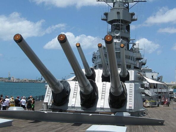 Oahu: Pearl Harbor USS Arizona Memorial & Battleship Missouri - Pearl Harbor National Memorial and the Arizona boat ride