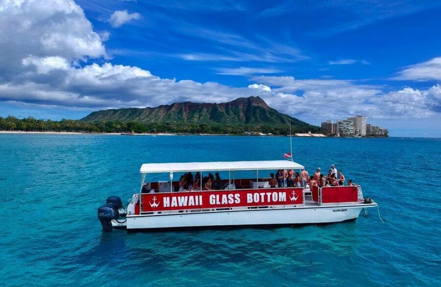 Oahu: Waikiki Glass Bottom Boat Sunset Cruise - Setting sail from Ala Moana Boulevard