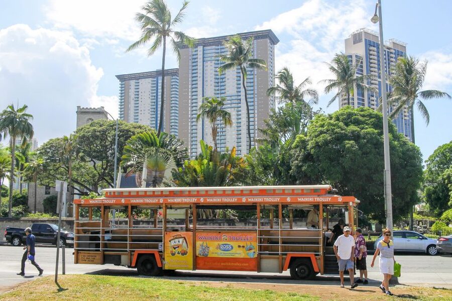 Oahu: Waikiki Trolley Hop-on Hop-off All-Line Pass - What the ride feels like from seat to street