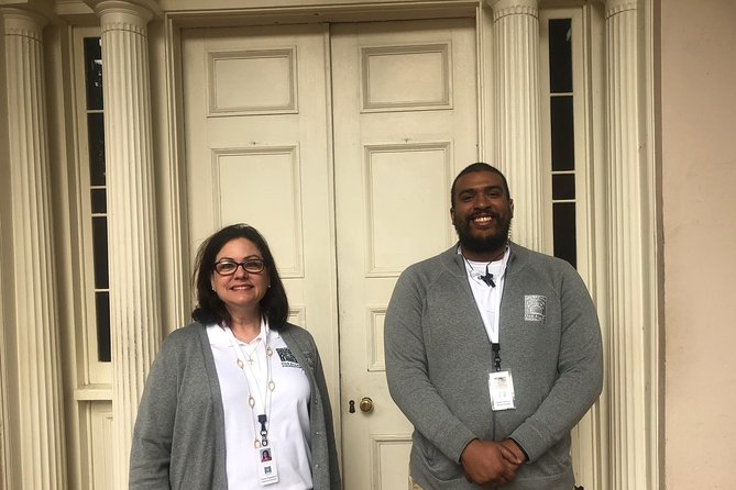 Oak Alley Plantation Tour with Transportation from New Orleans - The hard story beyond the mansion