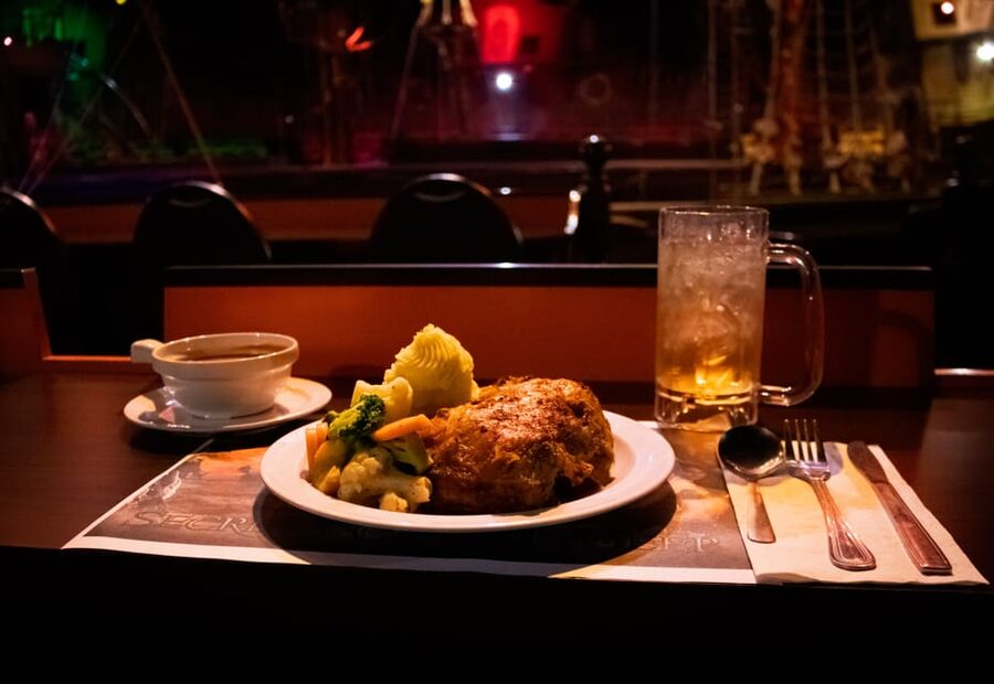 Orlando: Pirates Adventure Dinner Show with Drinks - The Buccaneer Bash after the final scene