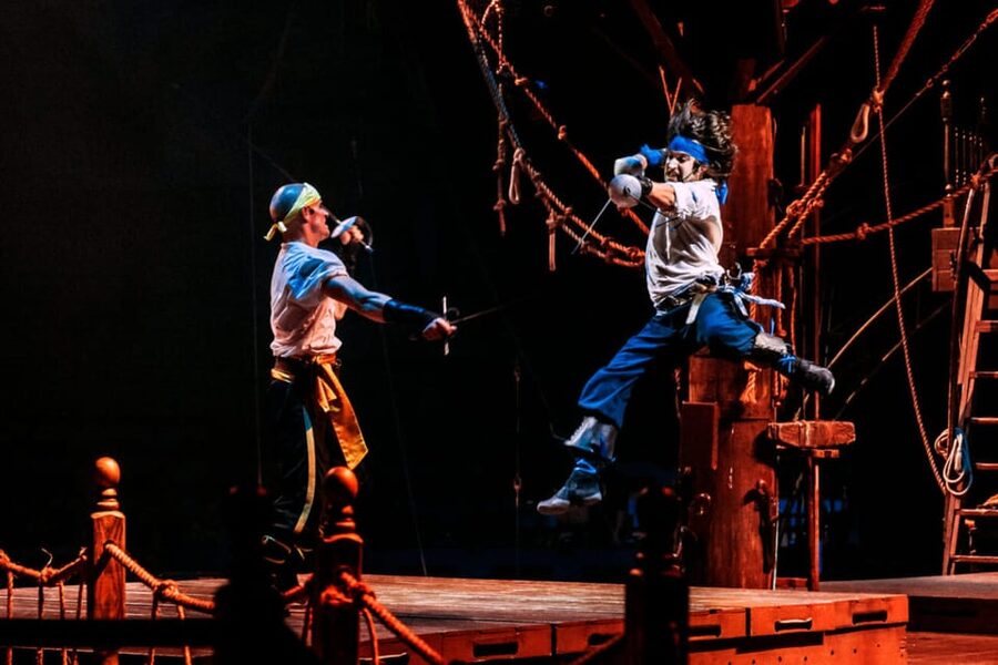 Orlando: Pirates Adventure Dinner Show with Drinks - Who will enjoy this pirate dinner show?