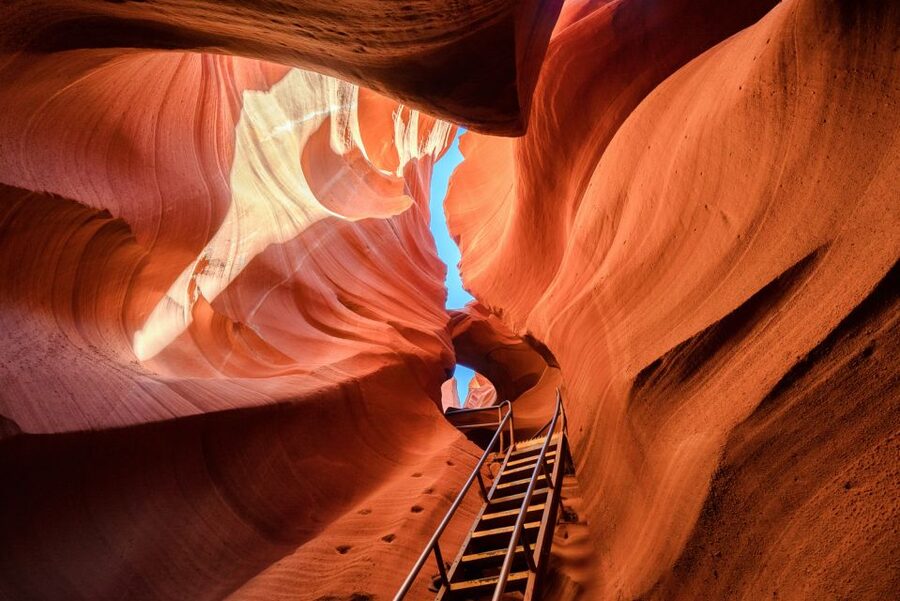 Page: Antelope Canyon X Guided Tour - Canyon X at a glance