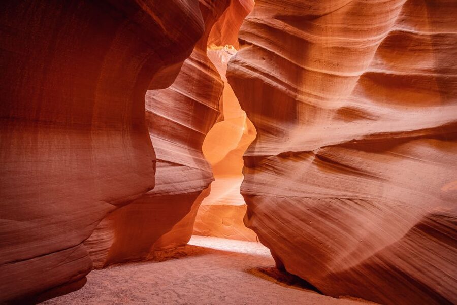 Page: Antelope Canyon X Guided Tour - The short ride and the walk to the canyon floor