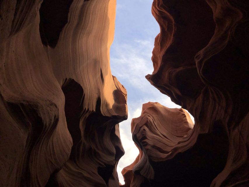 Page: Lower Antelope Canyon Tour with Trained Navajo Guide - Entering Lower Antelope Canyon from Ken’s Tours