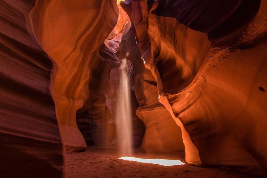 Page: Lower Antelope Canyon Walking Tour with Navajo Guide - Walking Through The Largest Cavern