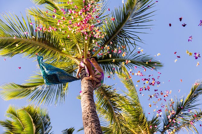 Paradise Cove Luau - The ceremony, procession, and imu presentation