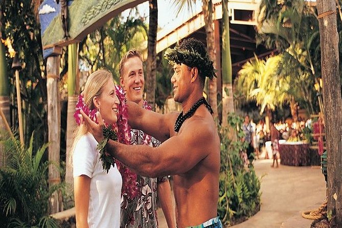 Pearl Harbor, Dole Plantation, and Polynesian Center from Waikiki - Dole Plantation is a short pineapple stop