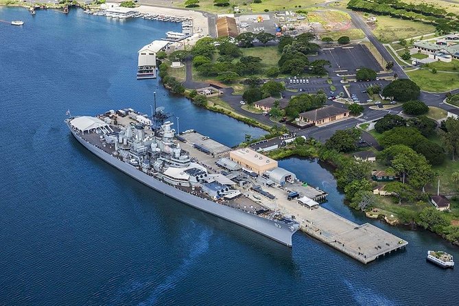 Pearl Harbor, National Memorial Cemetery and Honolulu City Tour - Pickup, traffic, and the real schedule