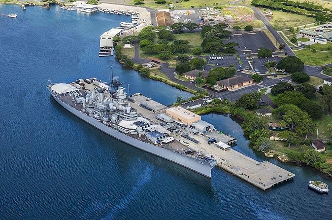 Pearl Harbor, National Memorial Cemetery and Honolulu City Tour - Who should book this Pearl Harbor tour?