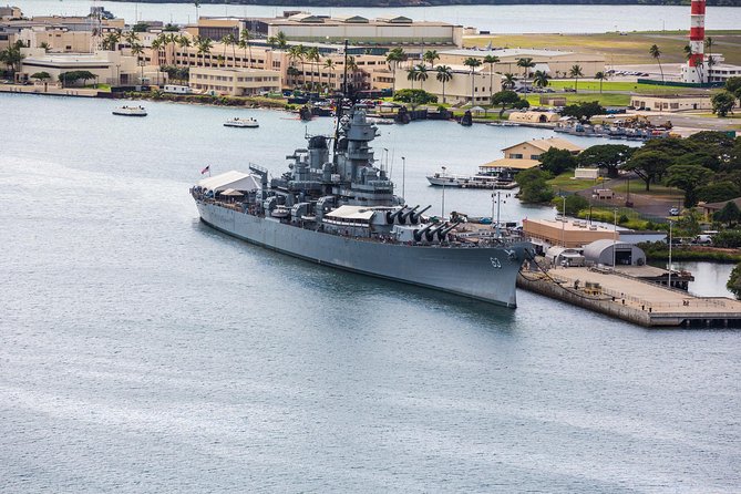 Pearl Harbor, USS Arizona Memorial & Honolulu City Tour - The Aviation Museum rewards visitors who like machines