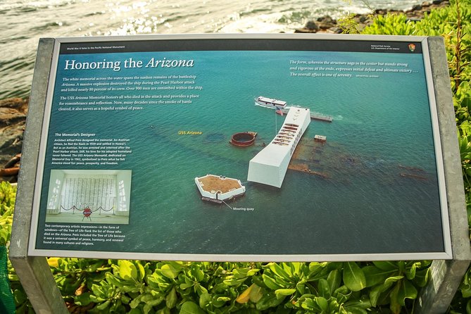 Pearl Harbor: USS Arizona Memorial & USS Missouri Battleship Tour from Waikiki - The USS Arizona Memorial is the emotional center