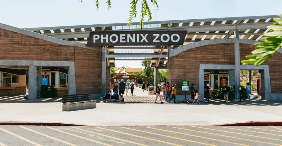 Phoenix Zoo One Day General Admission Ticket - Family facilities and the reality of a long walk