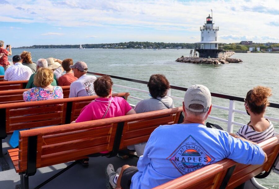 Portland: Best of Maine Lighthouse Scenic Cruise - Forts, islands, and the Diamond Pass passage