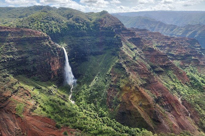 Private Kauaʻi Experience: Doors-Off ALL WINDOW SEATS - Waterfalls in Kauai’s wet interior