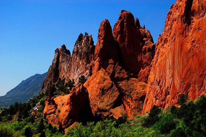 Private Pikes Peak Country And Garden of the Gods Tour from Denver - Garden of the Gods: red rock on a grand scale