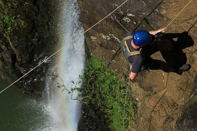 Rappel Maui Waterfalls and Rainforest Cliffs - Swimming beneath the waterfalls