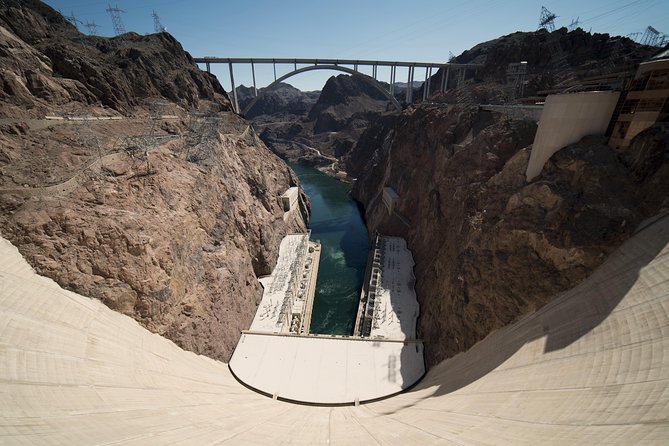 Red Rock Canyon, Nelson Ghost town,7 Magic Mountains, Hoover Dam - Hoover Dam from the top and the bridge