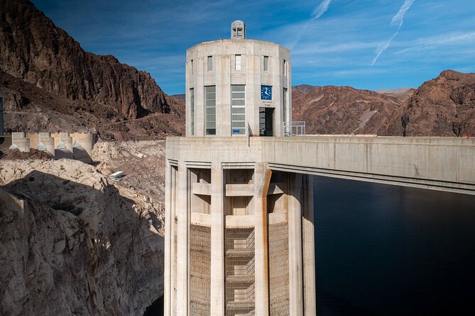 Red Rock Canyon, Nelson Ghost town,7 Magic Mountains, Hoover Dam - What the $159 price really buys you
