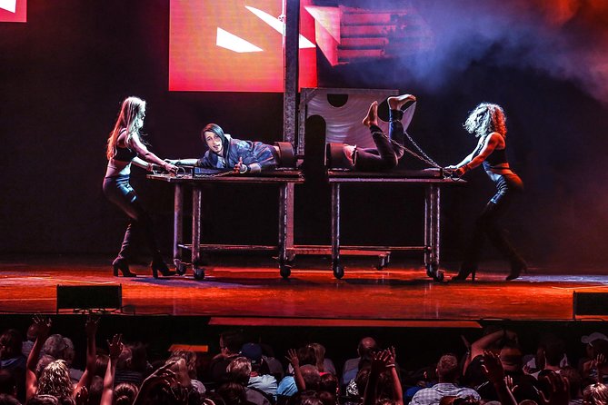 Reza Edge of Illusion Show in Branson - Timing, Location, and What the Ticket Covers