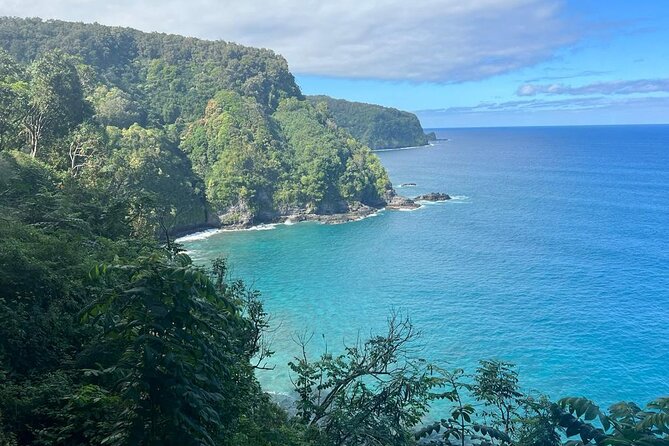 Road To Hana Black Sand Beach Waterfalls & Turtles Tour - Ho’okipa Beach is a turtle stop with a catch