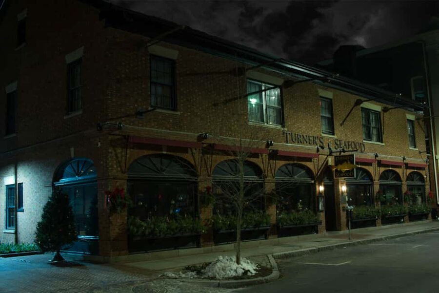 Salem: Boos and Brews Haunted Pub Crawl - Rockafellas and Salem’s more energetic side