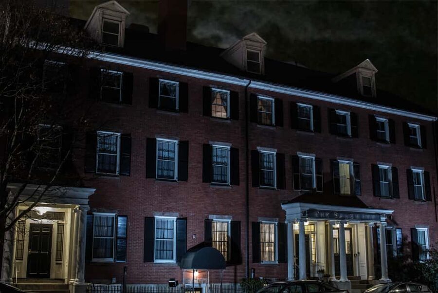 Salem: Boos and Brews Haunted Pub Crawl - Village Tavern and the value of a slower stop