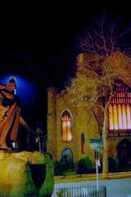 Salem Witch Museum Admission Ticket - The 30-minute opening show in Washington Square