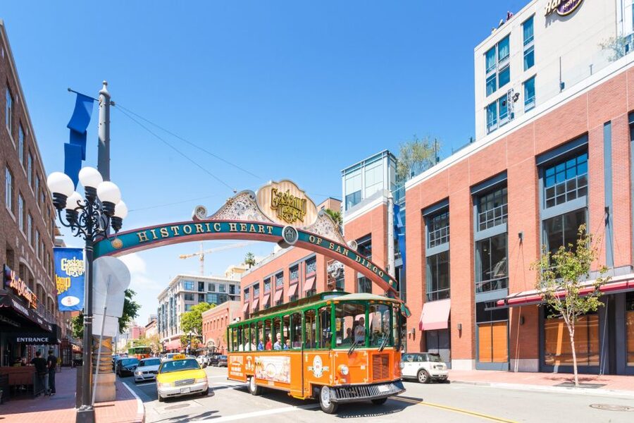 San Diego: Hop-on Hop-off Narrated Trolley Tour - Crossing to Coronado and the Hotel del Coronado