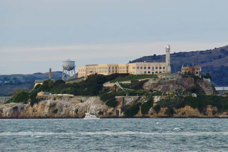 San Francisco: Alcatraz Ticket, Ferry, & Self-Guided App - How long to stay and how the three hours work