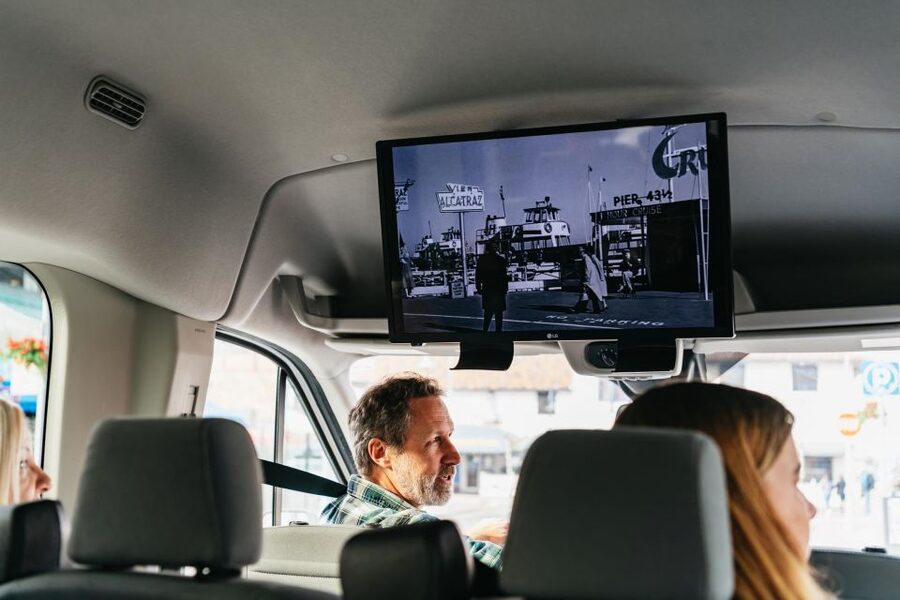 San Francisco: Movie Filming Locations Bus Tour - Bullitt, steep streets, and the city’s famous chase scenes